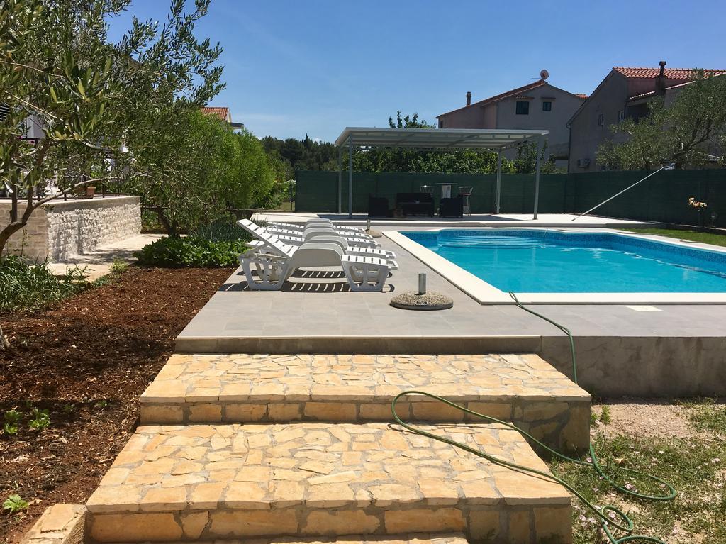 Krkahaus Hotel Lozovac Luaran gambar