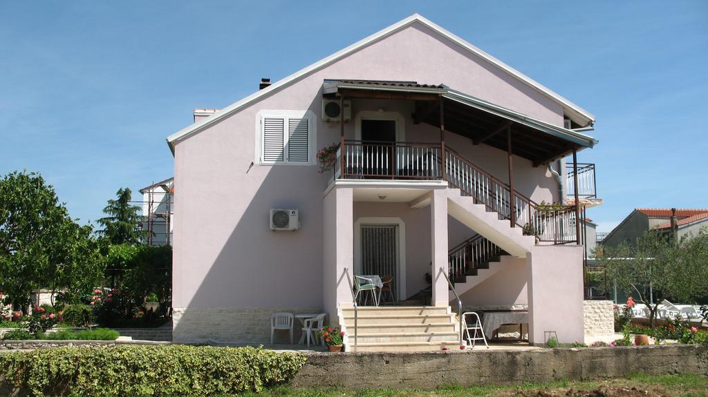 Krkahaus Hotel Lozovac Luaran gambar