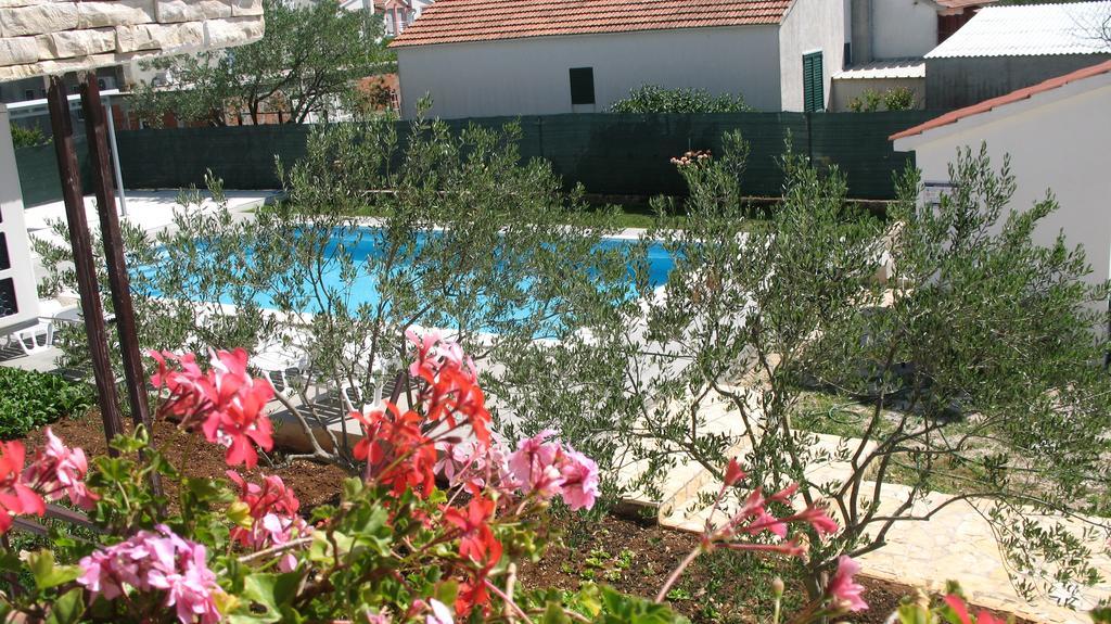 Krkahaus Hotel Lozovac Luaran gambar