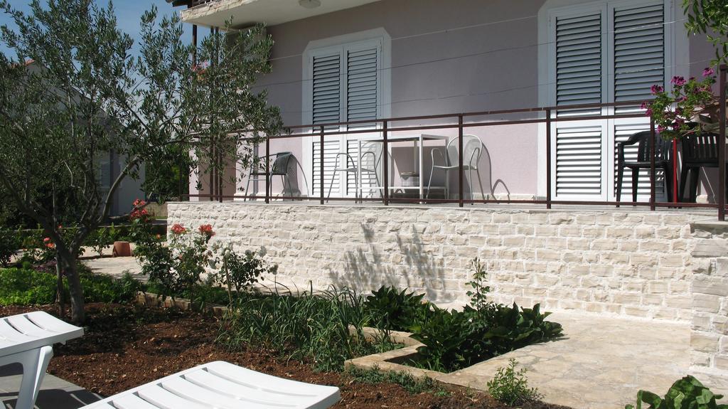Krkahaus Hotel Lozovac Luaran gambar