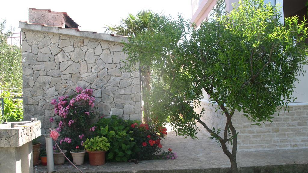 Krkahaus Hotel Lozovac Luaran gambar
