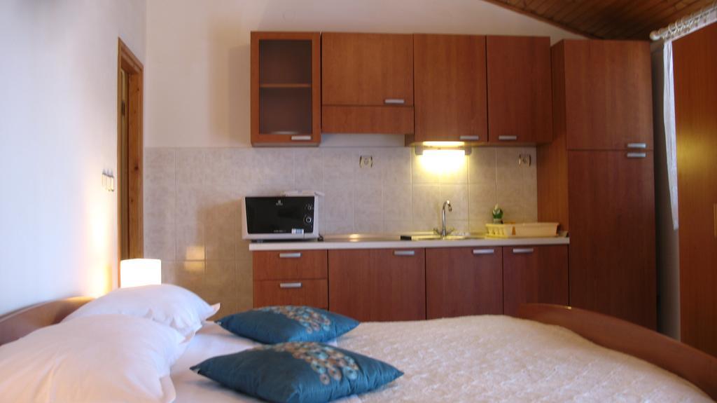 Krkahaus Hotel Lozovac Luaran gambar