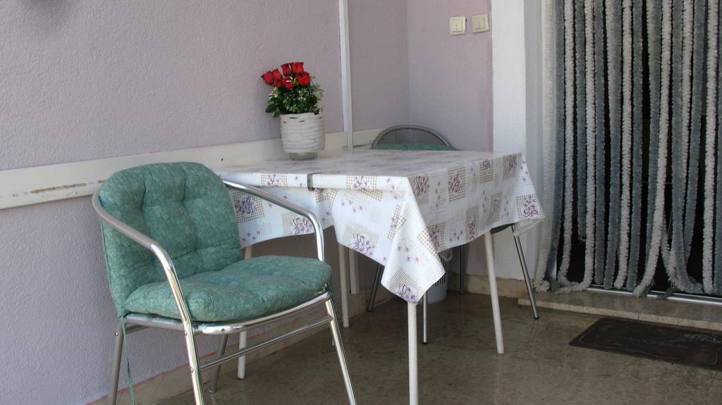 Krkahaus Hotel Lozovac Luaran gambar